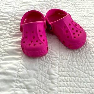Toddler pink Crocs